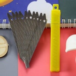 30도 소형 커터칼 칼날 컷터칼 리필 칼심 10개입