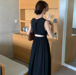 스테이 민소매 뒷트임 백리스 백오픈 제주도 휴가 여름 여행룩 밴딩 허리트임 롱 원피스