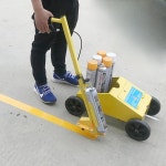주차선그리기 차선도색기 에어리스도장기 분무기 도로 횡단보도