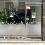 제제데코 제제데코 컷팅안개 동물병원01세로형 창문시트지 유리창 시트지 S-A mm 950X470