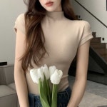 반폴라 캡소매 반팔티셔츠 슬림핏 이너티 무지 데일리