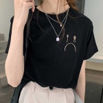 라운드넥 심플 프린팅 반팔 티셔츠 캐주얼 슬랙스코디