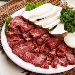 삼삼한 고기쫄면세트 뉴질랜드 안창살200g 4팩 쫄면2kg 동치미육수5봉 양념장40g 5봉