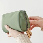 심플 디자인 생활방수 소재 화장품 정리 파우치