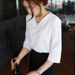 보드미 브이넥 7부 블라우스