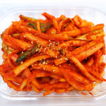 수원시 배달 쓴맛은 줄이고 입맛을 살려줄 도라지초무침 300g 정자 반찬천국