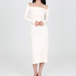 닷이프 인더 홀터넥 롱원피스 T24FW1-A0513