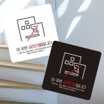 여자화장실 Women 우측 부착형 정사각 소형안내판