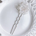 레인걸 2P세트 우아하게 플라워진주 비녀 올림머리 똥머리 헤어 뒤꽂이 U핀 머리핀 h0042