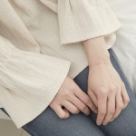 로이드 GB 탄생화 잎 팔찌 LWT17021T