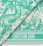 DIOR 디올리비에라 뜨왈 드 주이 소바쥬 후드 판초 44JOU370I202 C615