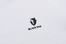 블랙야크 블랙야크 긴팔티셔츠 캐주얼 아웃도어 라운드티 남성 BK 100