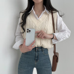 신상컬러 레이블 꽈배기 브이넥 니트조끼