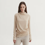 이아 WOOL SHIRRING TOP