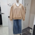 반에이크 반에이크김천모다 브이넥자수레터링맨투맨 VB4YTSM207ZBE
