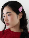 지지 tweed logo hair pin -