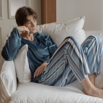 라페어 라페어 클래식블루 필름 벨로아 라운지 셋업 LMLIAST0344-BU