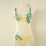 와코루 와코루 여성 살루트 프리미엄 화려한 AB컵 브라팬티세트 DBR00452ABDPT0452A 1077341