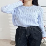 여성 데일리룩 부루클린 꽈배기니트 스웨터