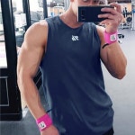 남자 피트니스 헬스 홈트레이닝 부드러운 민소매 나시