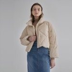 아틀리에나인 아틀리에 나인 CLOUD QUILTED SHORT PADDED JUMPER 매트 JP-519