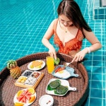 플로팅 트레이 수영장 리조트 식사 펜션 바구니 조식 풀빌라