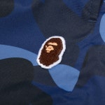 Bape 키즈 컬러 카모 에이프 헤드 원 포인트 비치 반바지 001SPK303004KNVY