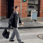 여유핏 여자 라이더 페이크 레더자켓