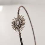 제이로렌 제이로렌 엔틱 캐스팅 슬림 포인트 헤어밴드 H0620