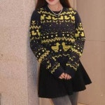 고급 유럽산 니치 디자인 화려한 자수와 비즈 장식 페어아일 귀여운 덕 자카드 라운드넥 긴팔 카디
