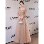 고급 연회 진행자 성인 의례 피아노 연주 성가 학생 긴 소매 예술 시험 생일 스커트