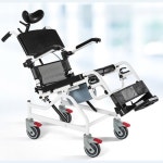 코리아케어서프라이 이동형 리클라이너 휠체어 변기 목욕의자 임산부 환자용 의료기 환자