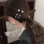 카시 진주 레더 헤어핀