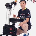 올핀 티마운트 - 티봇 KTS 프로 탁구로봇 터치스크린 컨트롤러 40 탁구공 전용