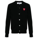 꼼데가르송 25 플레이 heart patch wool cardigan AXN076051 TP428567851 100310085