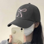 러블리한 핑크리본 자수 캡모자 스타일 디자인