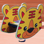 흔들놀이기구 호랑이 스프링 어린이집 놀이터 흔들말