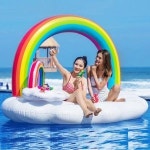 바캉스 레인보우 풀빌라 호텔 수영장 리조트 펜션 유원지 물놀이 수상 파티 가족 여인 휴가 대형 튜브