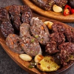 바른씨 바른씨 지역명물 순대 병천순대 고기순대 피순대 오징어순대 아바이순대 토종순대 1kg 외 속초아바이순대 1kg 1개