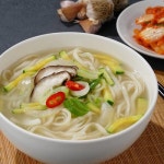 명동칼국수 5인분 마늘김치 2kg 세트