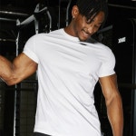 유피라운지 시그니처 4 머슬핏 티셔츠