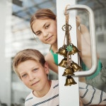 Ausicfen 문 손잡이 보호용 마녀 종 2피스 바람 차임 걸이 매달기 가정 마법 공예 Wicca 합금 빈티지 종 Alloy Vintage Bell