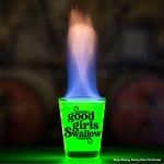 여자들이 귀여운 샷잔을 삼키게 해주세요 - 여성용 재미있는 샷잔 유쾌한 총각 파티 선물 마시는 잔과 소녀용 참신한 1 1