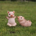 돼지 실물 모형 흑돼지 새끼 귀여운 조각상 소품 입체 장식 분좌돼지