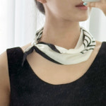 이거찜 고급스러운 진주 포인트의 원터치 진주 자석 스카프 예쁜스카프