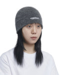 노매뉴얼 노매뉴얼 NOMANUAL NM 헤어리 비니 차콜 300678