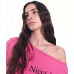 닉앤니콜 NICOLE ONE SHOULDER RELAXED LOGO TOP