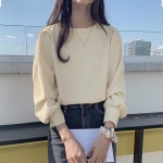 여성 퍼프소매 라운드넥 블라우스 오피스 하객룩