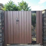 옥외 정원 문 진입로 입장 문을 위한 받아서 만들어진 별장 입구 그네 알루미늄 금속