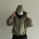 빌리먼트 에센셜 윈드쉘 -